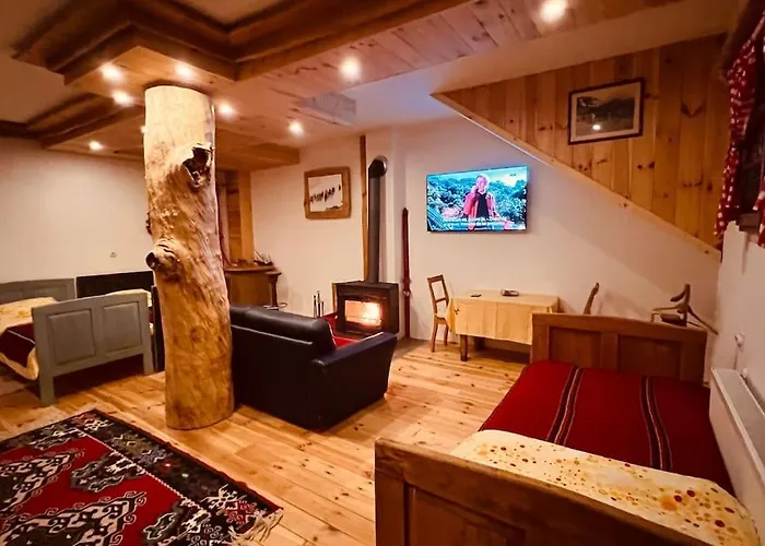 Ethnic Grand Room -Tara Place